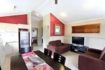Hotel Burleigh Beach Tourist Park Gold Coast