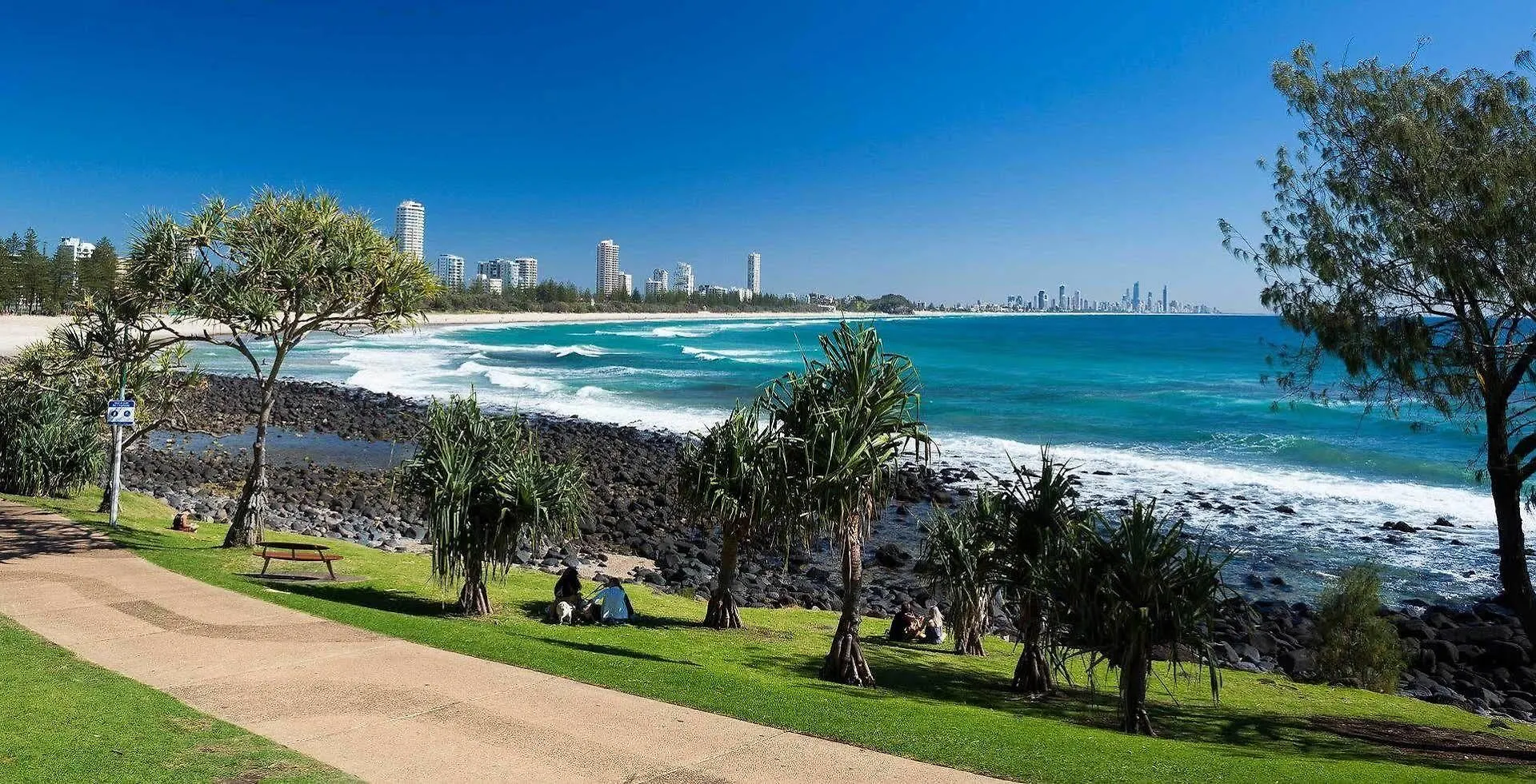 Hotel Burleigh Beach Tourist Park Gold Coast